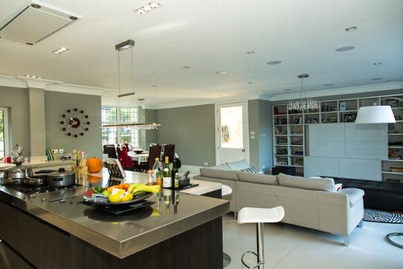 MAIN BUILDING CONTRACTOR in London and South East